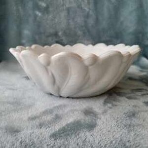 White Scalloped Ceramic Decorative Bowl